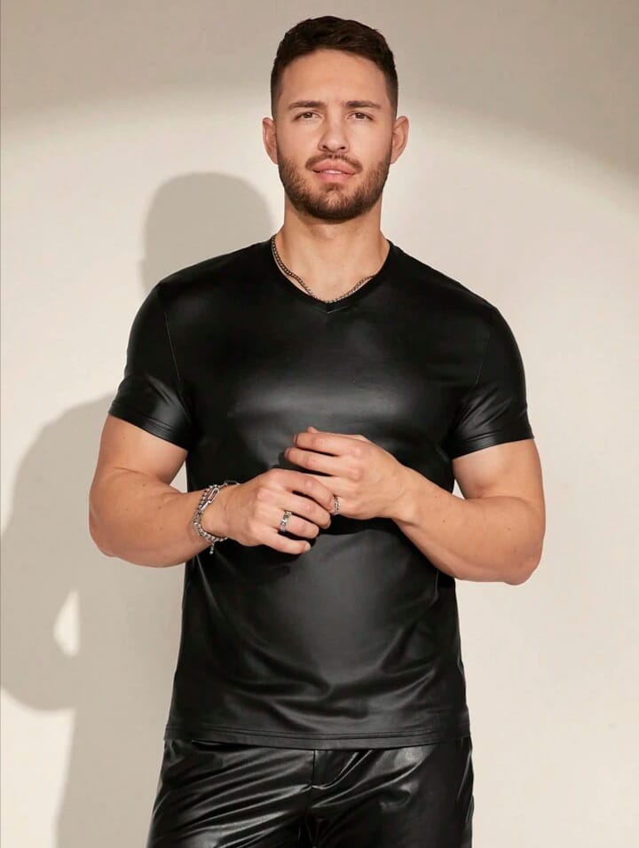 Bonga Boys knitted leisure tshirt with pu leather decoration